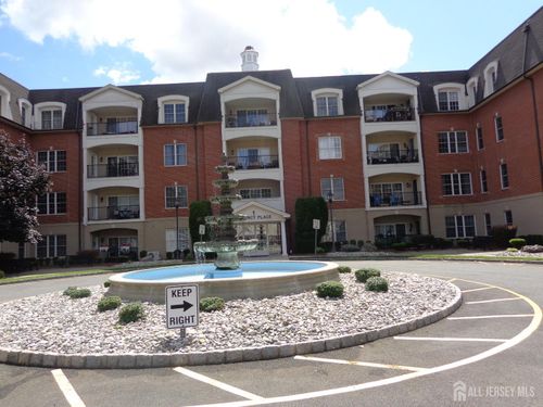 109 Regency Pl, Woodbridge, NJ, 07095-1030 | Card Image