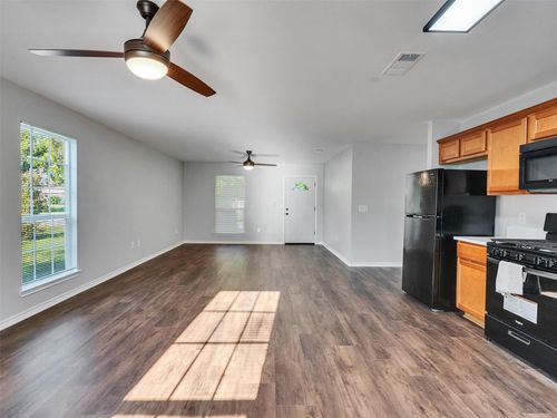 326 S Bell Dr, Texas City, TX, 77591-4241 | Card Image