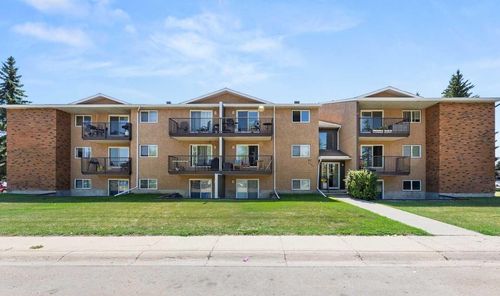 206-27 Bennett St, Red Deer, AB, T4R1V3 | Card Image