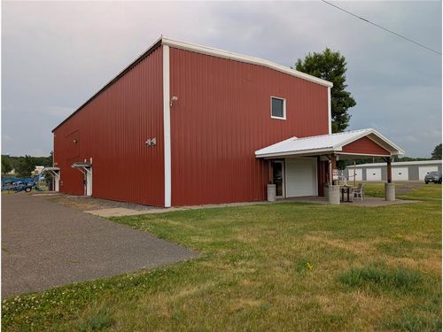 520 S Blanding Woods Rd, Saint Croix Falls, WI, 54024-9001 | Card Image