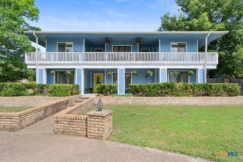 910 Mill Creek Dr, Salado, TX, 76571-5626 | Card Image
