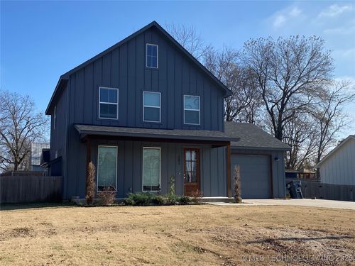 303 S Atoka Ave, Coweta, OK, 74429-2081 | Card Image