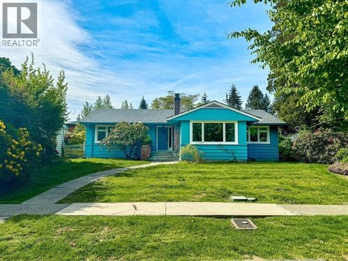 4922 Queensland Rd, Vancouver, BC, V6T1G4 | Card Image