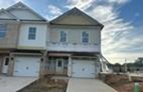 49 Creekside Commons Dr, Hoschton, GA, 30548 | Card Image