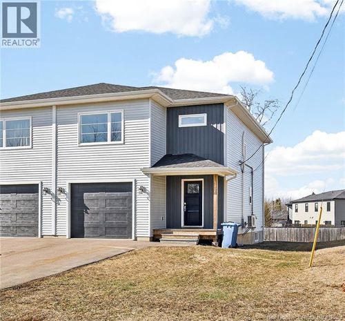 134 Erables St, Dieppe, NB, E1A9B2 | Card Image
