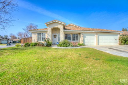 5201 Pavia Court, Bakersfield, CA, 93308 | Card Image