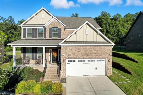 6004 Bedstone Dr, Greensboro, NC, 27455-1293 | Card Image