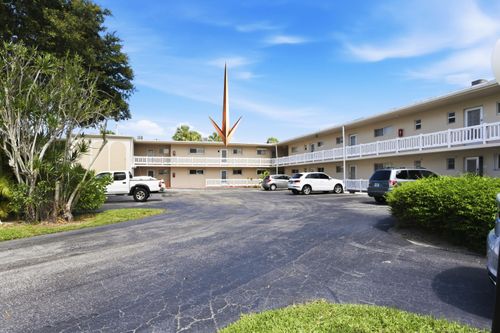 203-2534 Garden Drive S, Lake Worth, FL, 33461 | Card Image