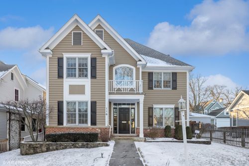 116 S Bruner St, Hinsdale, IL, 60521-3005 | Card Image