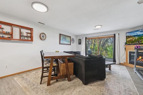 apt-105-3030 Shields Dr, Eagan, MN, 55121-1327 | Card Image