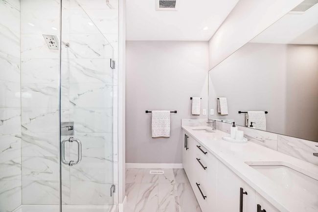 501 - 8155 8th Ave, Townhouse with 3 bedrooms, 3 bathrooms and 2 parking in Calgary AB | Image 27