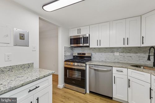 apt-1a-1554 Northgate Sq, RESTON, VA, 20190-3780 | Card Image