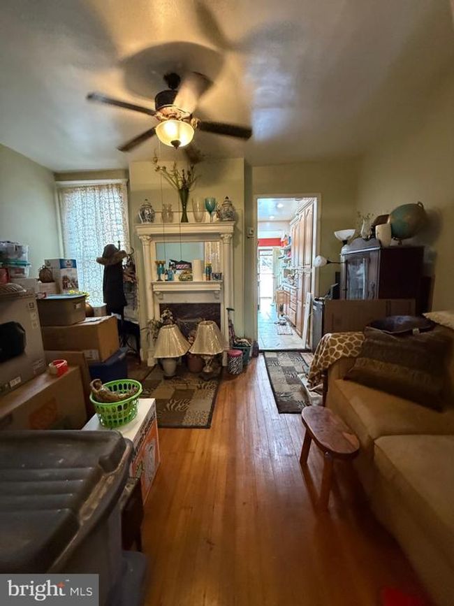 1121 8 Th St Ne, Townhouse with 4 bedrooms, 3 bathrooms and null parking in WASHINGTON DC | Image 9