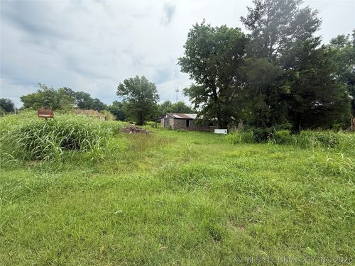 907 W Corporation Street, Henryetta, OK, 74437 | Card Image