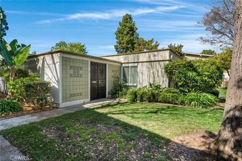 unit-d-27 Avenida Castilla, Laguna Woods, CA, 92637-6616 | Card Image