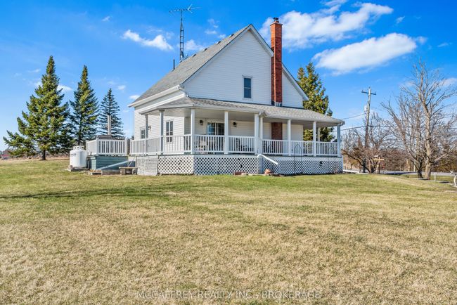 2492 County Rd 41, House other with 3 bedrooms, 2 bathrooms and 6 parking in Roblin ON | Image 35