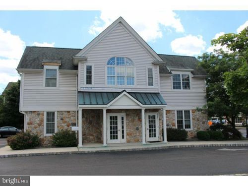 515 N Main St, DOYLESTOWN, PA, 18901-6717 | Card Image