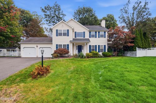 18 Werner Ave, Delmar, NY, 12054-3412 | Card Image
