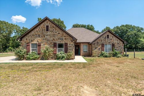 814 N Jarvis St, Troup, TX, 75789-1044 | Card Image
