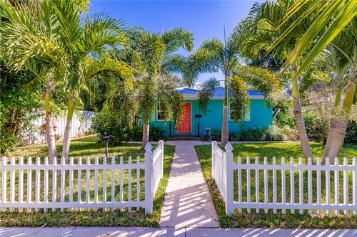 2146 18th Ave, Vero Beach, FL, 32960-4434 | Card Image