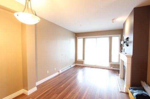 33-160 Pembina St, New Westminster, BC, V3M0A3 | Card Image