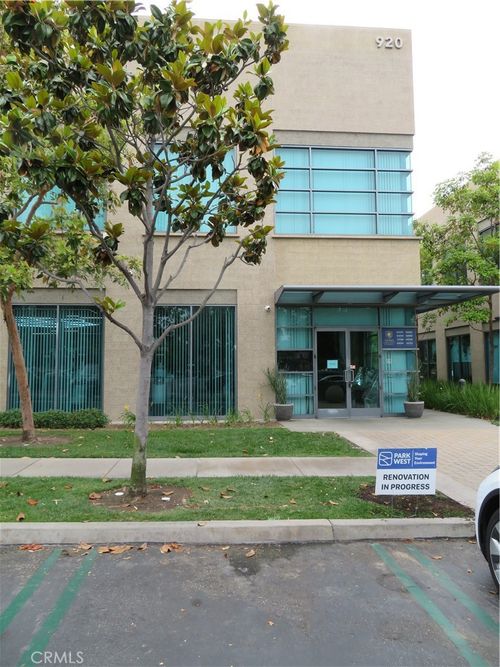 920 Roosevelt, Irvine, CA, 92620-3602 | Card Image