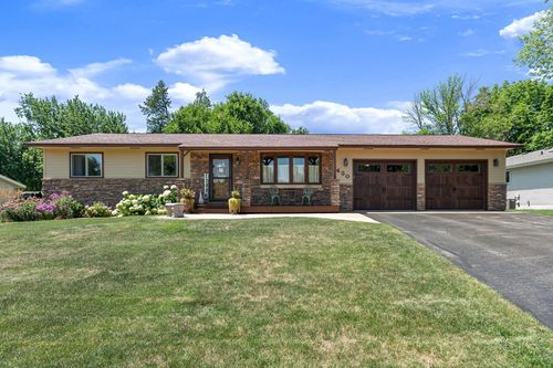 430 Cindy Ln, Owatonna, MN, 55060-2716 | Card Image