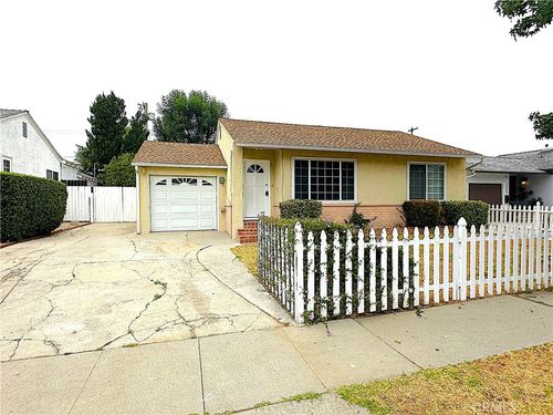 17947 Emelita St, Encino, CA, 91316-1033 | Card Image