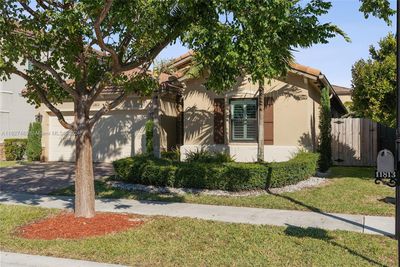 11813 Sw 233rd Ter, House other with 4 bedrooms, 3 bathrooms and null parking in Homestead FL | Image 3