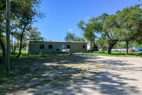 270 Camelot Ln, San Antonio, TX, 78264-9458 | Card Image