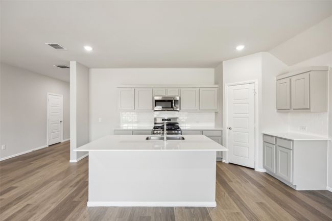 9241 Wild Stampede Way, House other with 3 bedrooms, 2 bathrooms and null parking in Crowley TX | Image 6