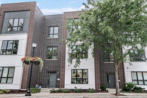 8146 Lincoln Ave, Skokie, IL, 60077-2403 | Card Image