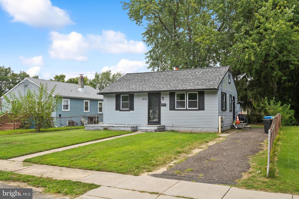 New St, Clayton, NJ 08312