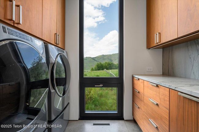 13175 River Bend Rd, House other with 3 bedrooms, 4 bathrooms and null parking in Jackson WY | Image 39