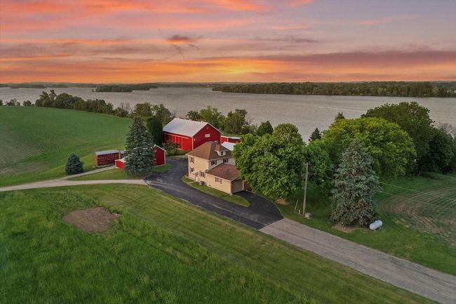 N4554 Lakeview Road, House other with 5 bedrooms, 3 bathrooms and null parking in HUSTISFORD WI | Image 5