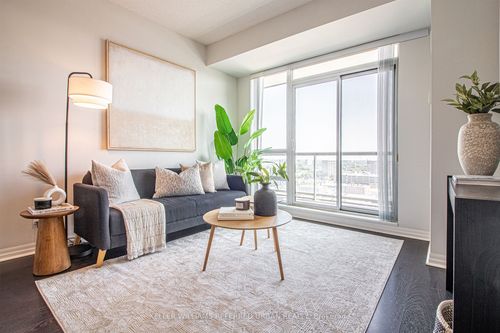 2009-30 Herons Hill Way, North York, ON, M2J0A7 | Card Image