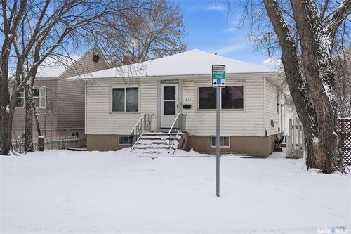 1310 B Avenue N, Saskatoon, SK, S7L1G5 | Card Image