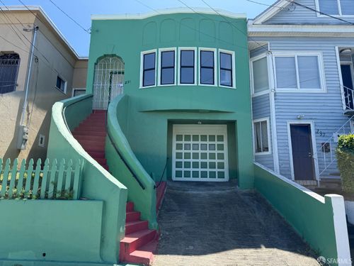 231 Grafton Ave, San Francisco, CA, 94112-2329 | Card Image
