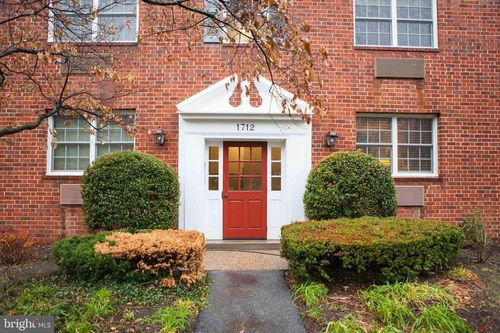 301-1712 W Abingdon Dr, ALEXANDRIA, VA, 22314-1086 | Card Image