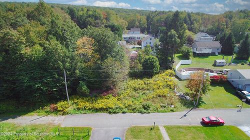 121 Delaware St, Simpson, PA, 18407-1305 | Card Image