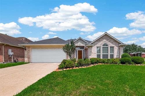 1823 Gillingham Way, Pasadena, TX, 77504-5017 | Card Image