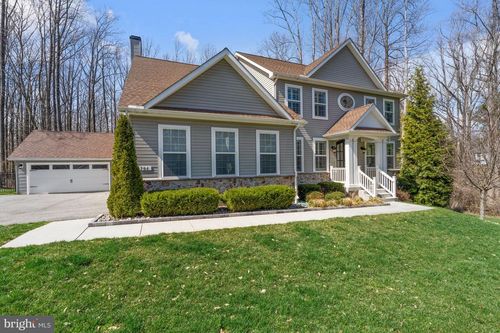 704 Roane Hollow Ln, ANNAPOLIS, MD, 21401-6303 | Card Image