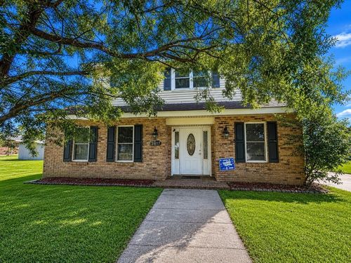 2817 Bradbury St, Meraux, LA, 70075-2240 | Card Image