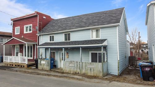 15 Rue Penon, Salaberry de Valleyfield, QC, J6S2J6 | Card Image