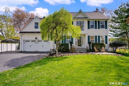 53 Oakland Dr, Trumbull, CT, 06611-1911 | Card Image
