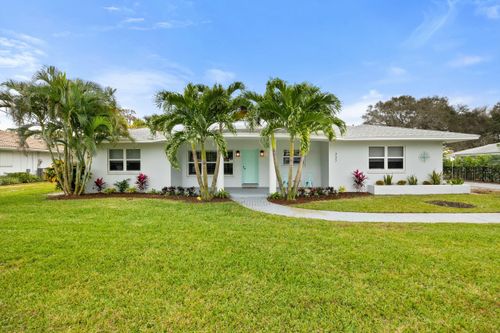 337 Fairway N, Tequesta, FL, 33469-1958 | Card Image