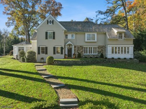 55 Oxbow Ln, Summit, NJ, 07901-2203 | Card Image