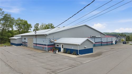 201 Brown Street Ext, Penn Yan, NY, 14527-1526 | Card Image