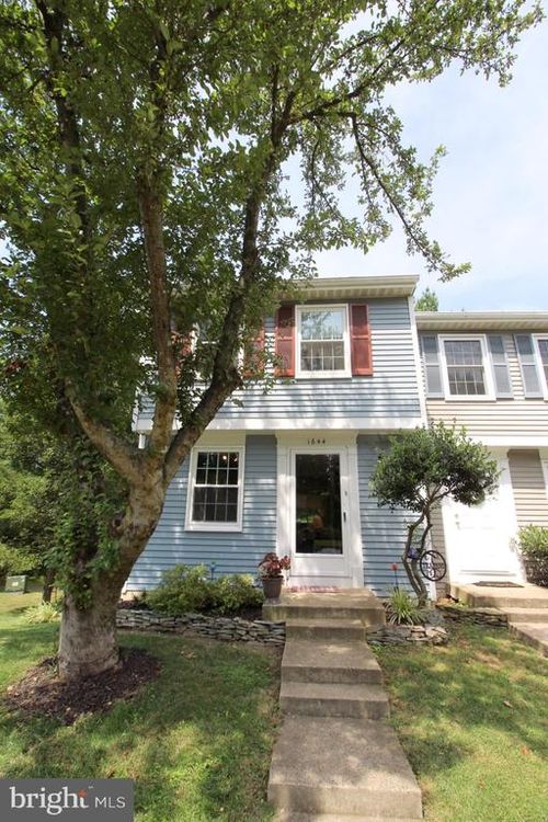 1644 Purple Sage Dr, RESTON, VA, 20194-5601 | Card Image