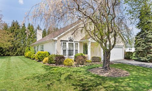 20 Ascot Dr, Belvidere, NJ, 07823-3203 | Card Image